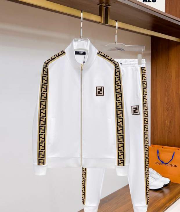 Picture of Fendi Sweater Suits _SKUFendiM-3XL12yn22038970